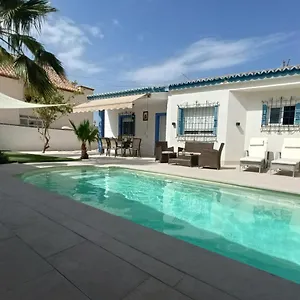 Stunning In Aguadulce, Almeria Private Pool 400 Sqm Area 800m Villa